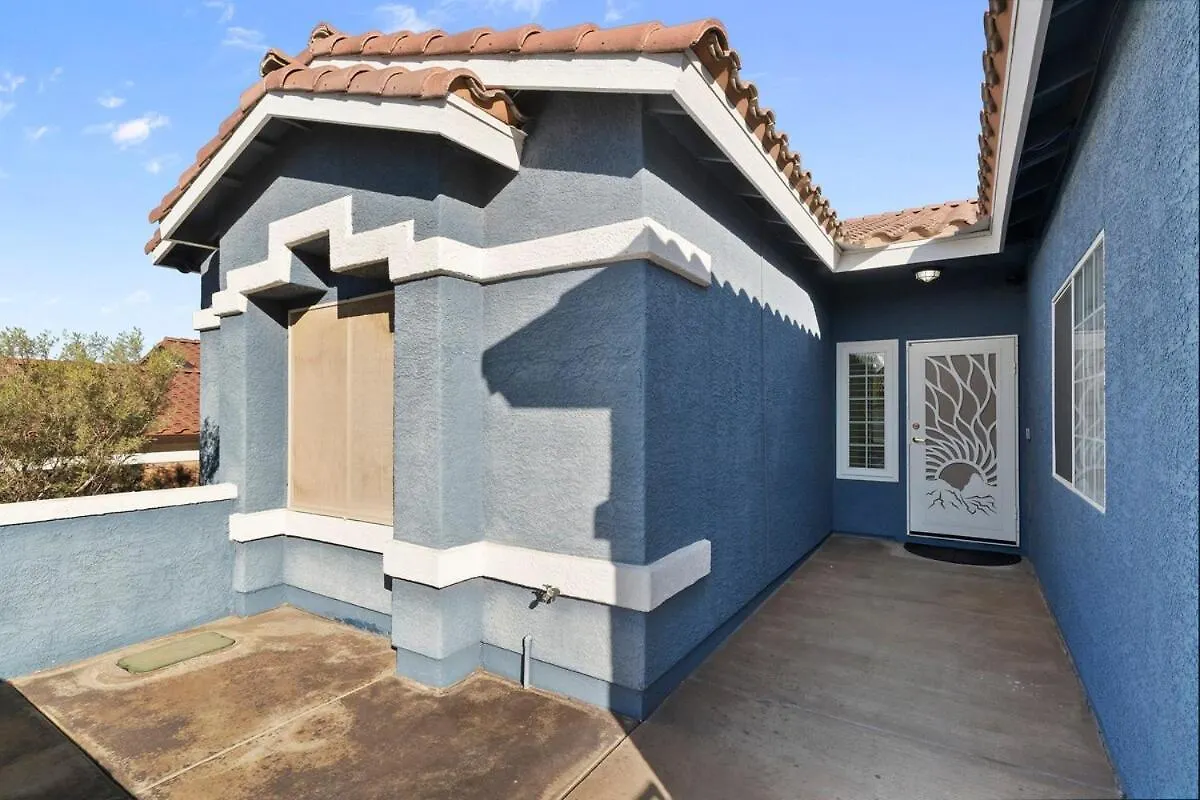 Villa Bold Blue Retreat In Henderson Las Vegas