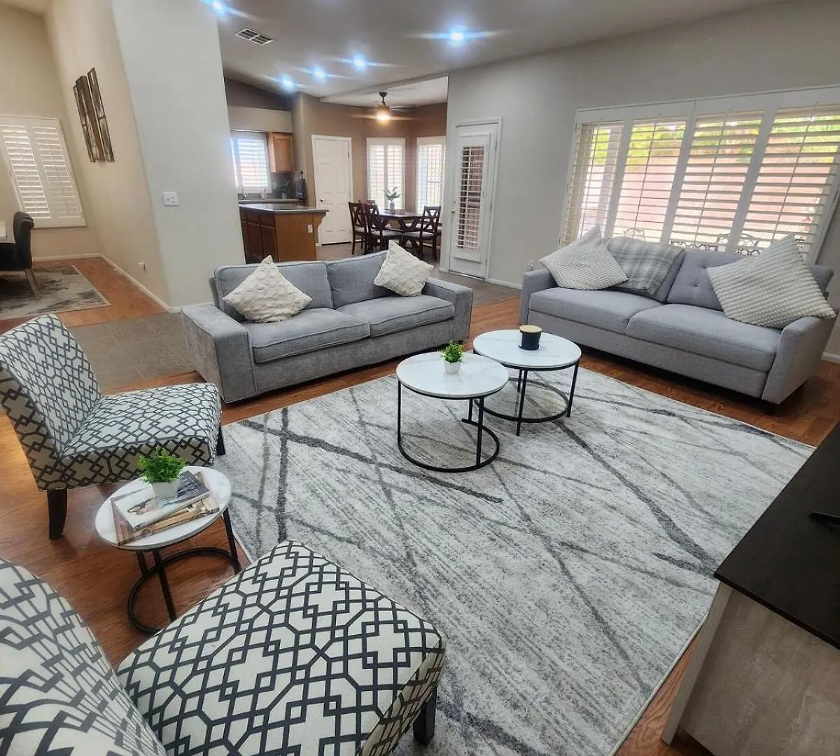 Villa Bold Blue Retreat In Henderson Las Vegas